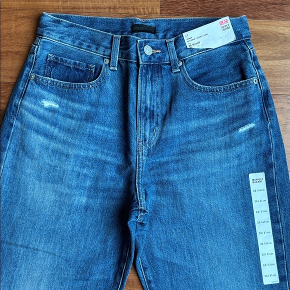 NWT Uniqlo boyfriend jeans - Picture 2 of 9